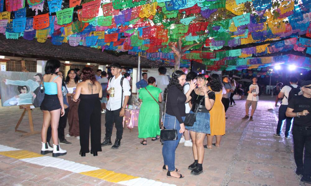 La riqueza artística de estudiantes del CUCosta se presentó en el Centro Cultural Cuale