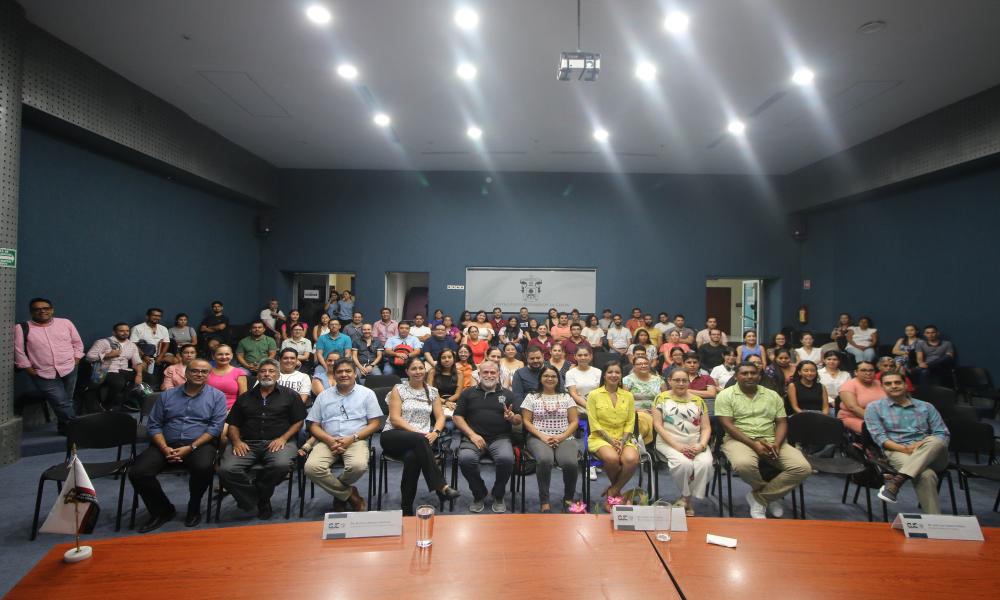 El Dr. Jorge Téllez López dio a la bienvenida a los estudiantes de Posgrados en el 2023-B