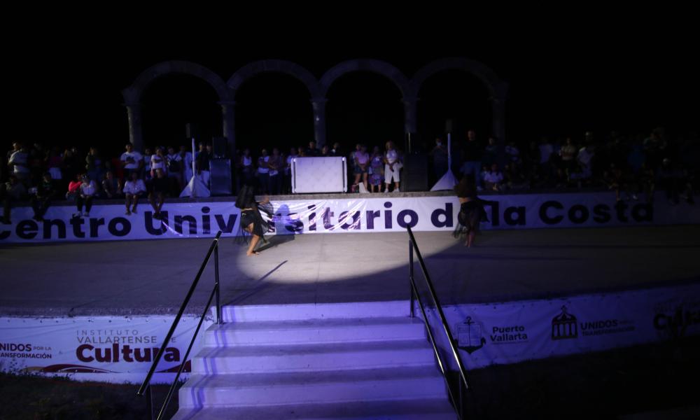 Espectacular cierre del 12° Festival de Danza CUCosta