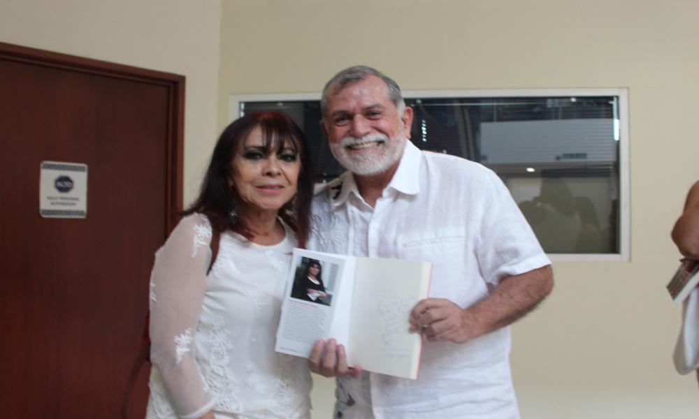 Reconoce Rector del CUCosta valor y arrojo en la autoría del libro “La bestia que devora a los niños”