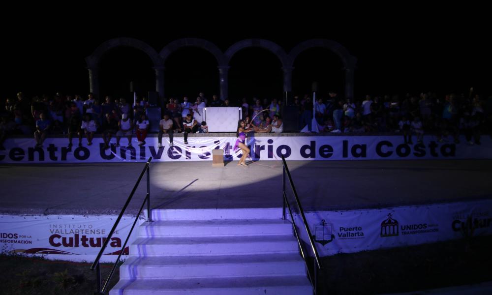Espectacular cierre del 12° Festival de Danza CUCosta