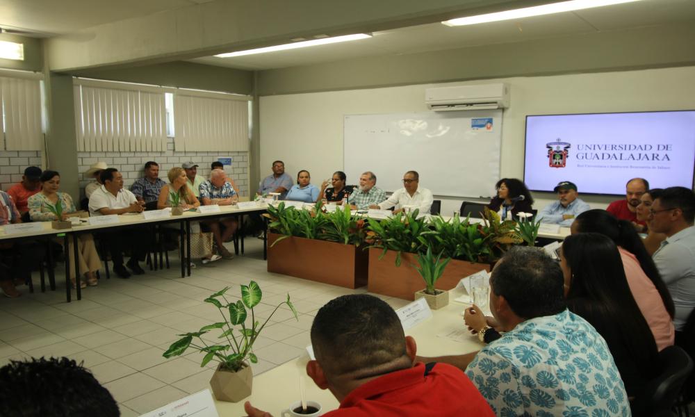 Realizan en CUCosta reunión de la mesa ambiental de Semarnat