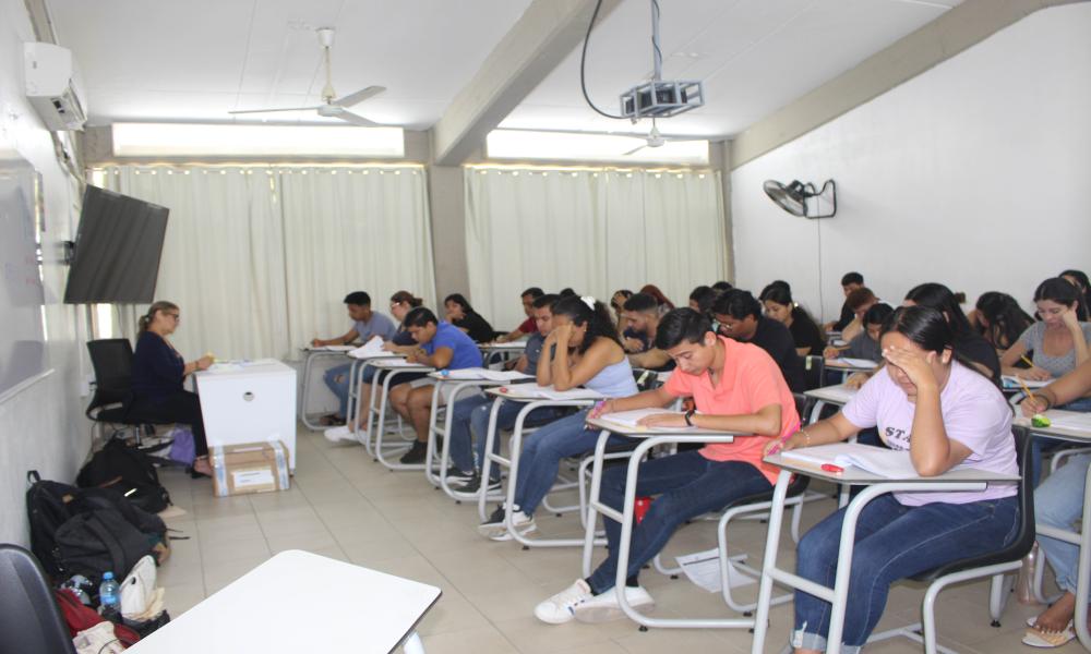 Presentaron 585 sustentantes examen EGEL para titularse