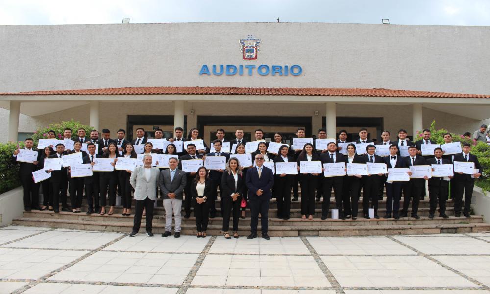 Se van satisfechos los egresados de la XXXVII Generación de la Lic. en Ingeniería Civil “Dra. Ma. Teresa Núñez Gutiérrez”