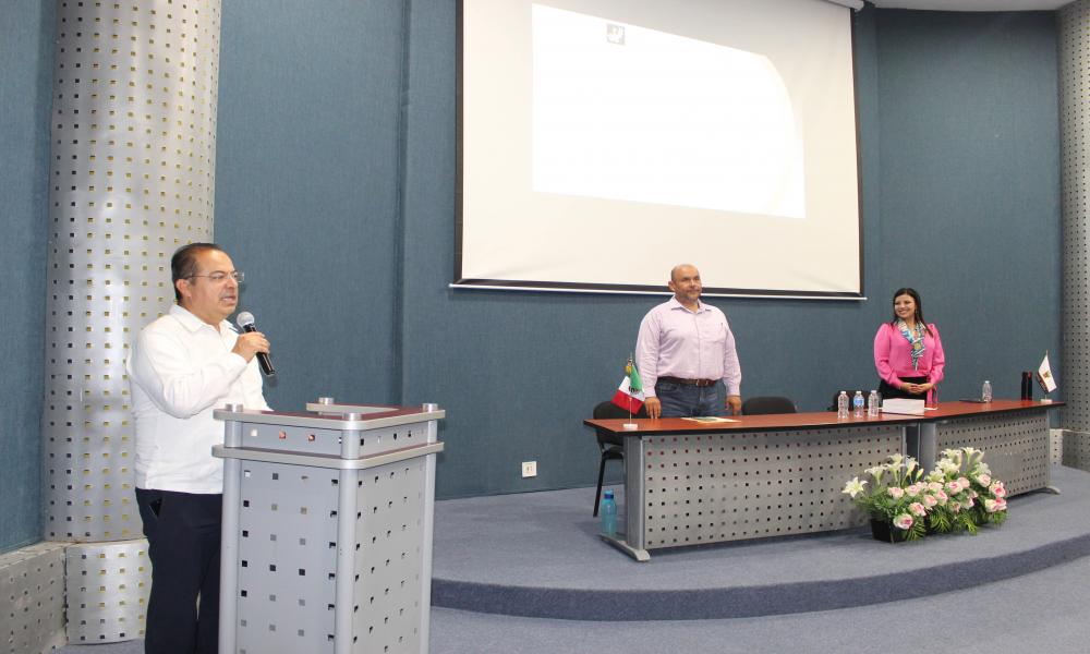 Se preparan a universitarios para mediar conflictos mediante la Justicia Alternativa