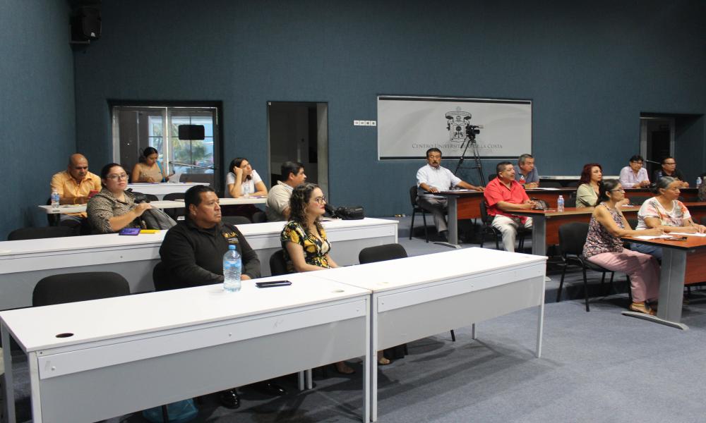 Se preparan a universitarios para mediar conflictos mediante la Justicia Alternativa