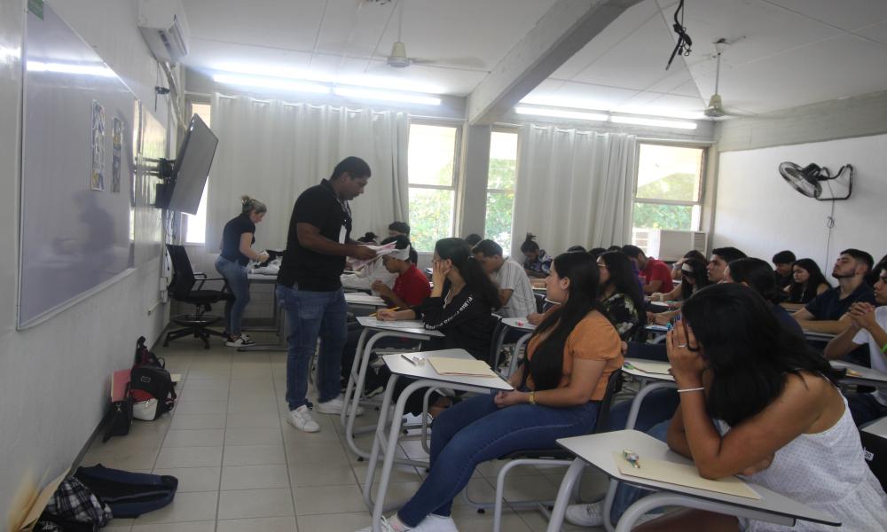 Acude al examen de admisión el 95.3% de los aspirantes registrados en CUCosta