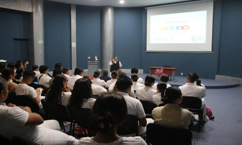 Promueven actividades preventivas vs cáncer de mama en CUCosta