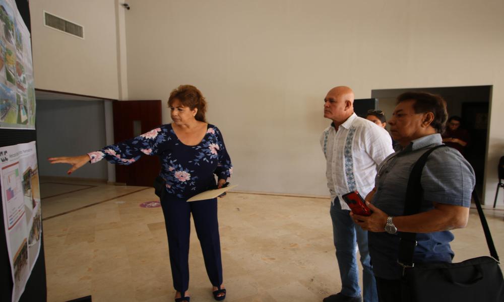 Agradecen autoridades de Las Juntas proyectos arquitectónicos realizados en CUCosta