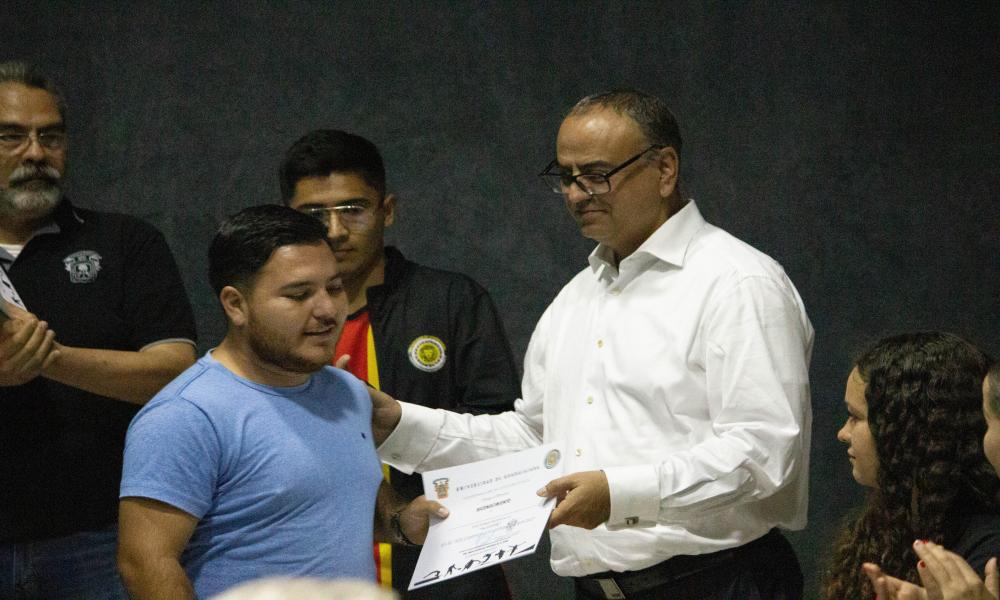 Reciben reconocimientos deportistas universitarios que participaron en el Campeonato Intercentros 2022