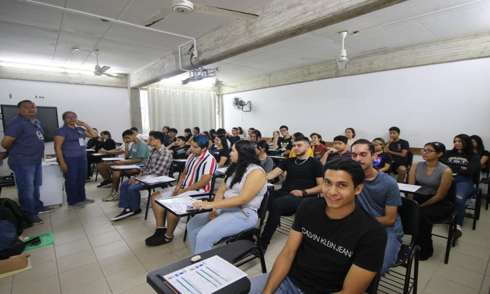 El 97 % de los aspirantes citados realizaron la prueba de aptitud académicas en CUCosta