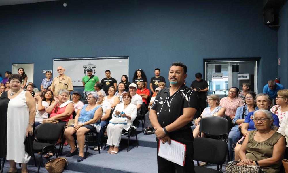 Regresan a CUCosta participantes del Sistema Universitario del Adulto Mayor