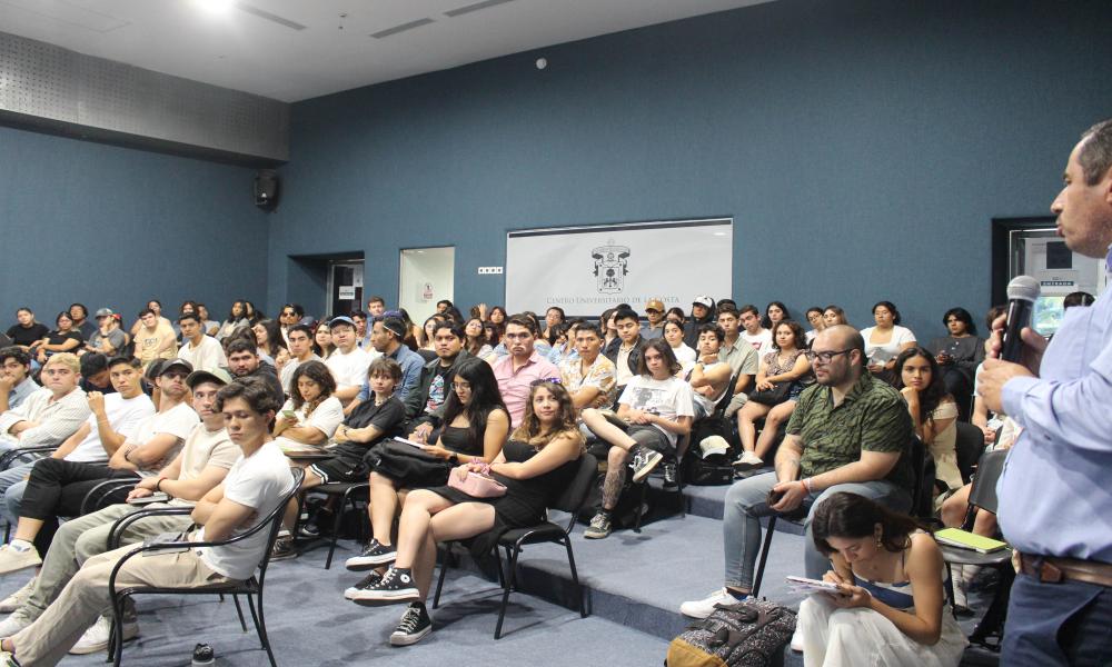 Realizan interesante encuentro de estudiantes de CUAAD en CUCosta