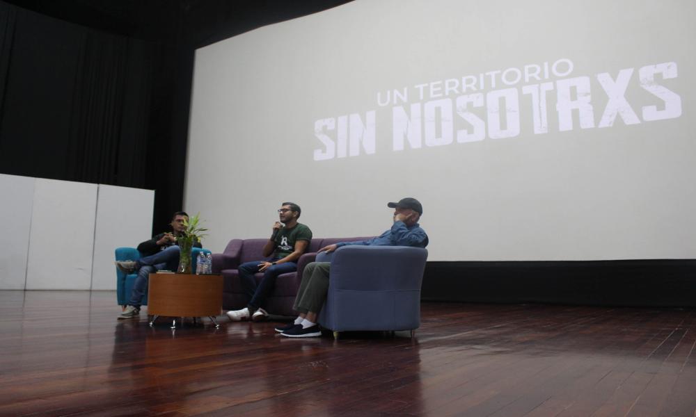 Presentan en CUCosta el documental “Un territorio sin nosotrxs”