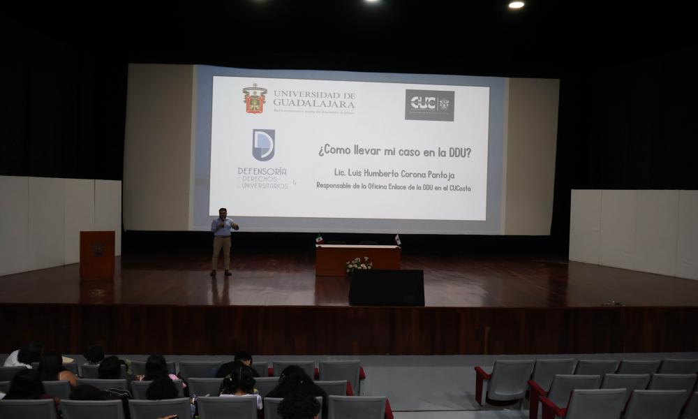 Se realiza Segunda Sesión Tutorial Grupal para estudiantes de Artes Visuales