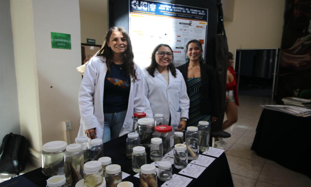 Celebran 16 años de la carrera de Biología y el Día del Biólogo