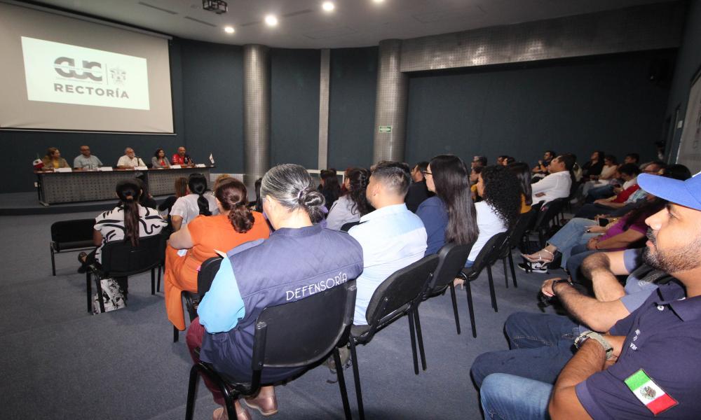 Refrendan universitarios su compromiso de mantener calidad educativa en CUCosta