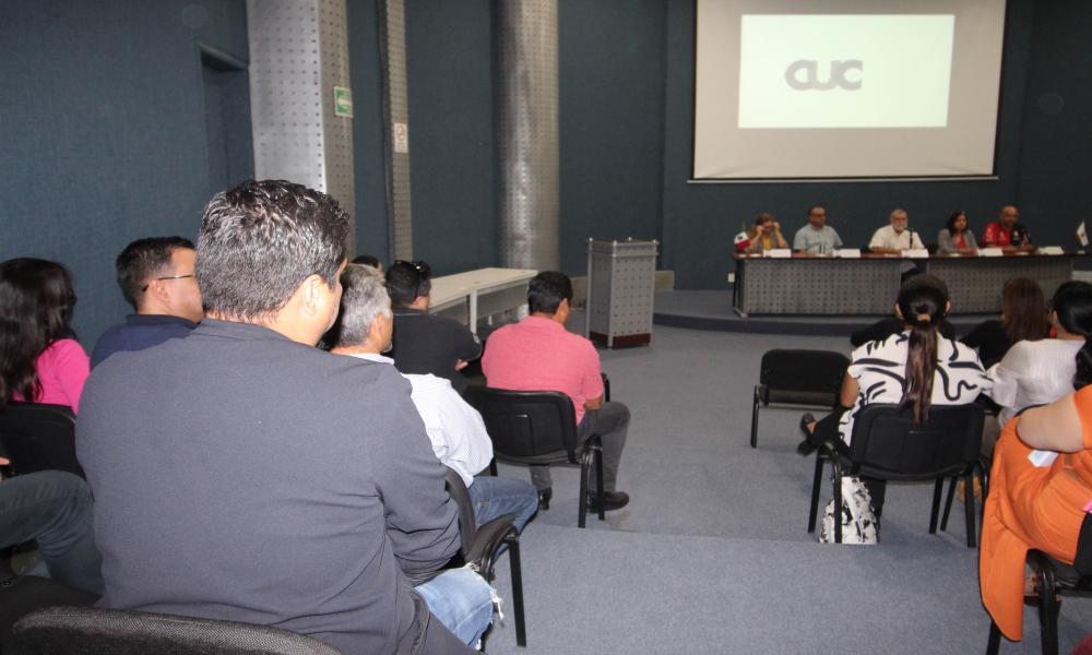 Refrendan universitarios su compromiso de mantener calidad educativa en CUCosta