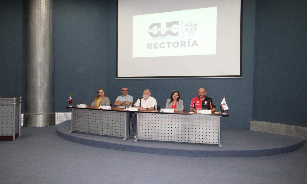 Refrendan universitarios su compromiso de mantener calidad educativa en CUCosta