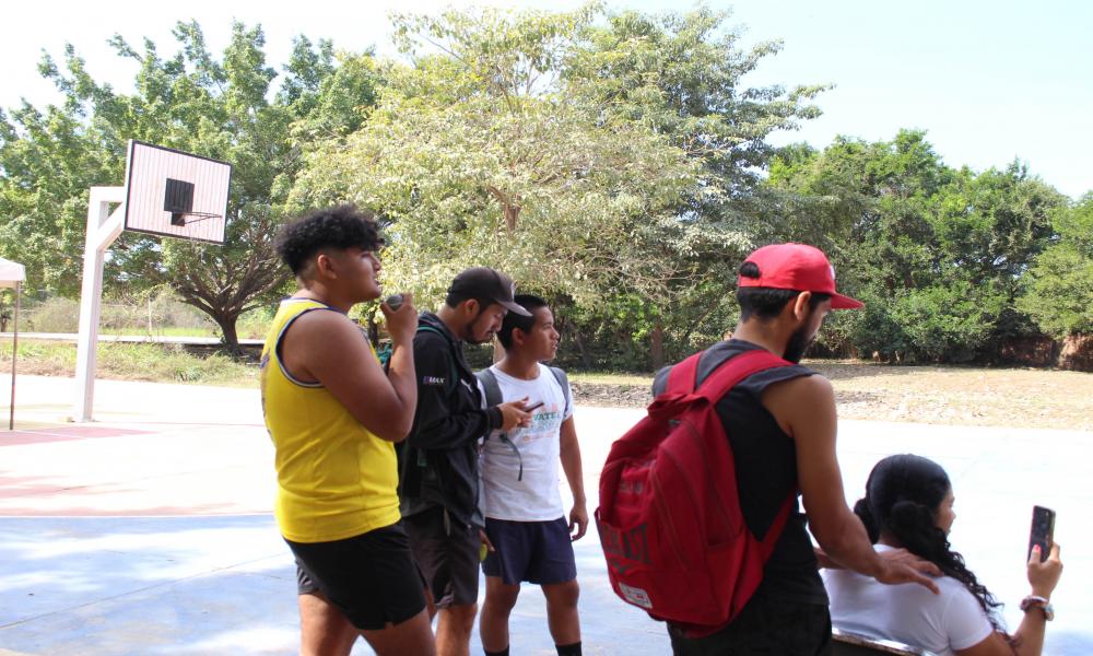 Concluyeron actividades deportivas y recreativas por X Aniversario de la carrera CFyD