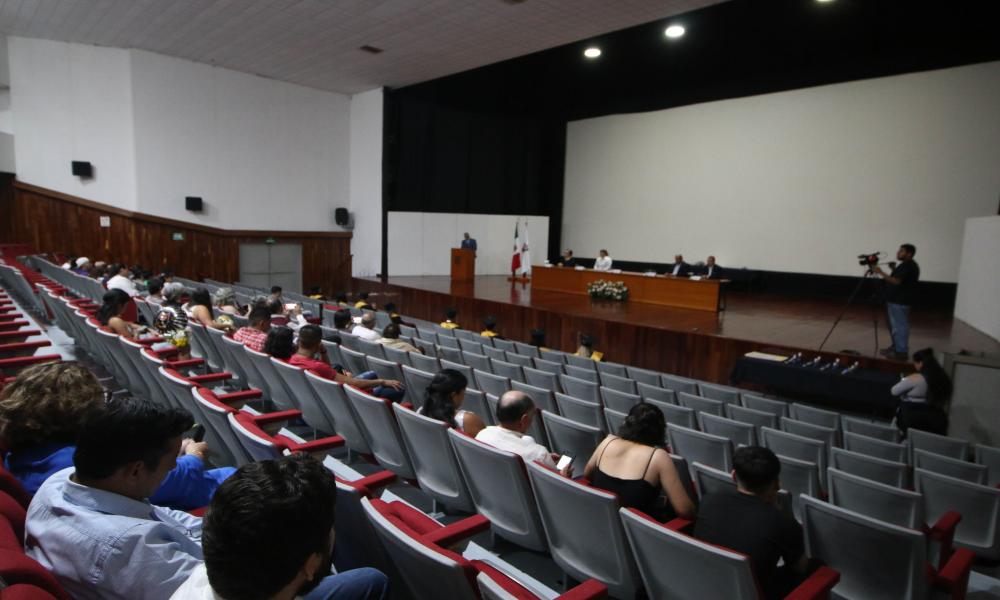 Egresa la II Generación de Licenciados en Ciencias y Artes Culinarias del CUCosta