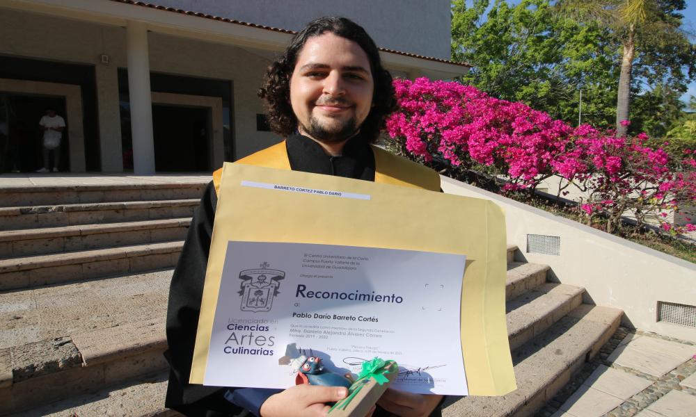 Egresa la II Generación de Licenciados en Ciencias y Artes Culinarias del CUCosta