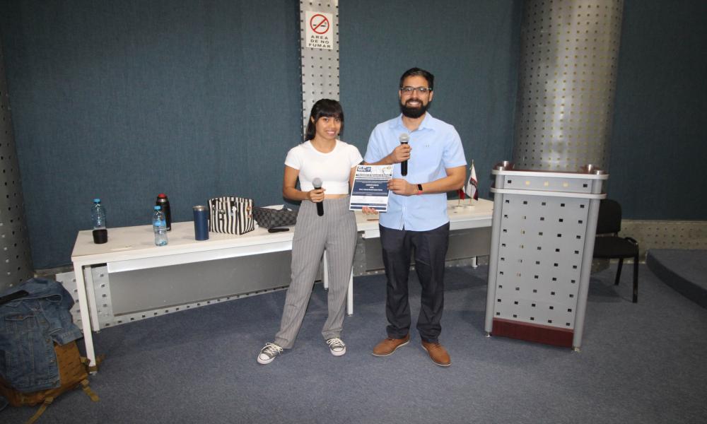 Celebran en grande el Día del “Biólogo y Bióloga” en CUCosta