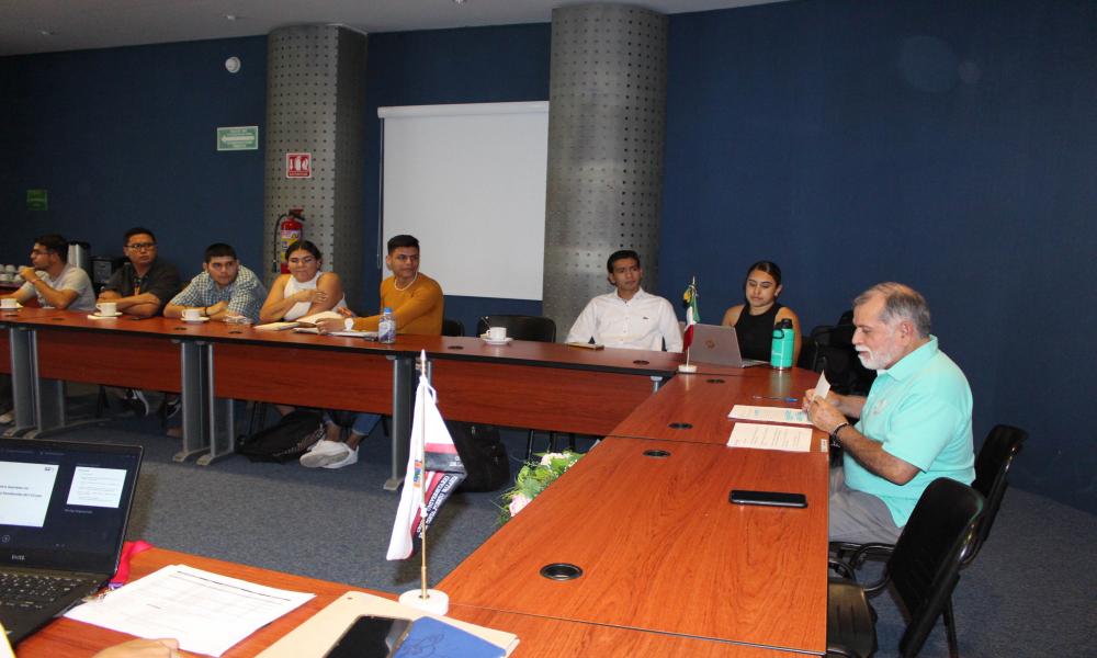 Se ponen de acuerdo representantes estudiantiles para resolver necesidades