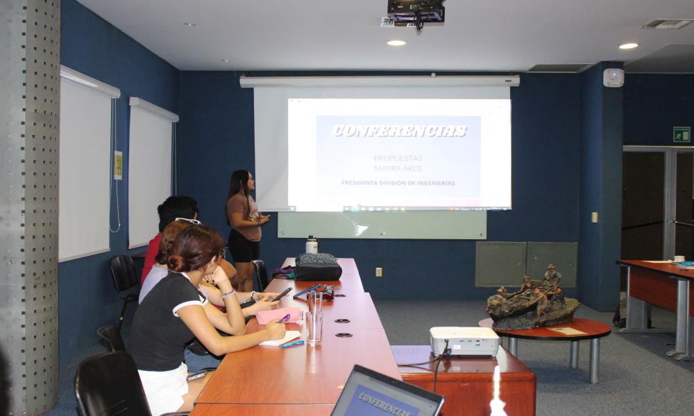 Se ponen de acuerdo representantes estudiantiles para resolver necesidades