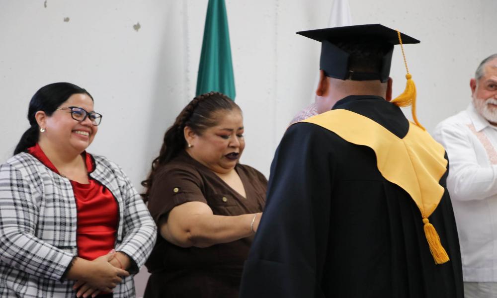 Egresa la VIII Generación de la Lic. en Administración y III Generación de Abogado en el Módulo de Tomatlán