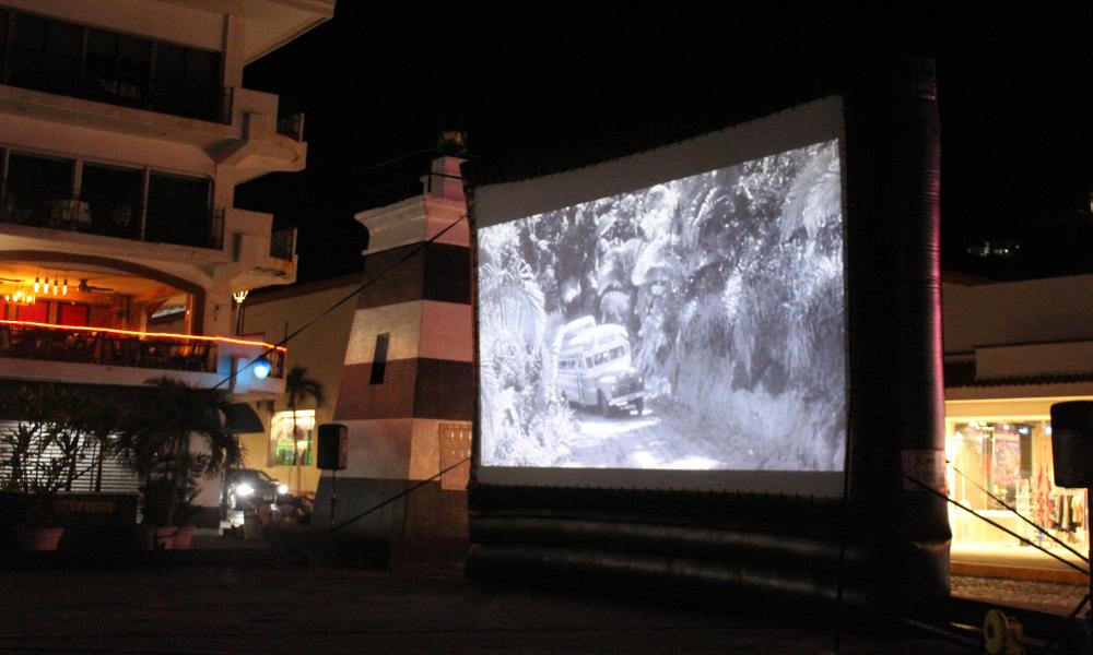 Conmemora CUCosta 60 años de filmación “La Noche de la Iguana”