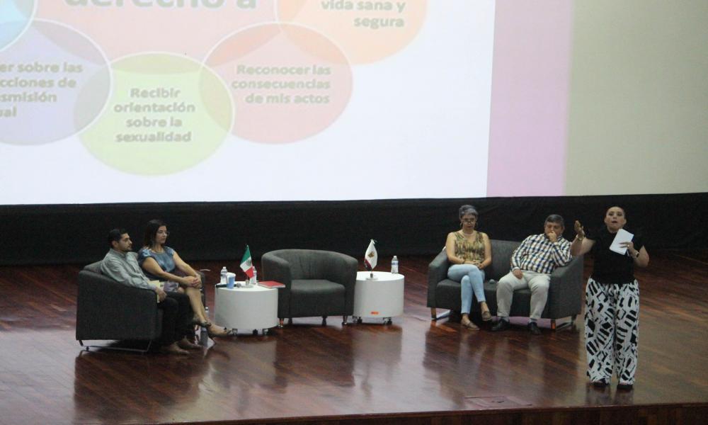 Formarán profesionistas en la defensa de los derechos humanos con perspectiva de género