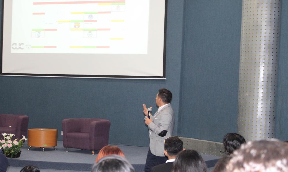 Las y los nutriólogos tienen un extenso campo profesional