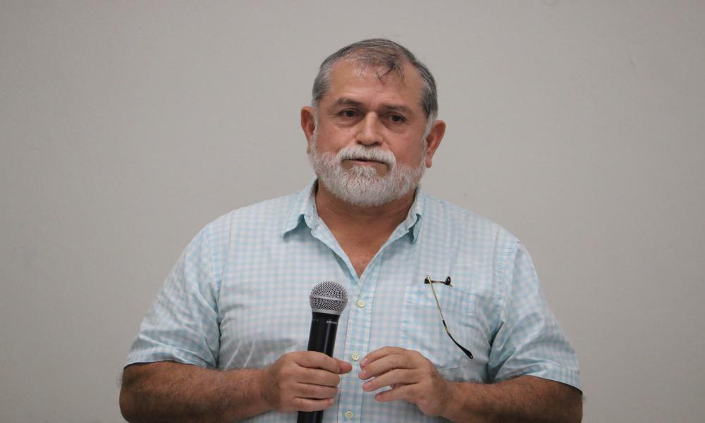 Comunidad Universitaria se beneficia con definitividad laboral