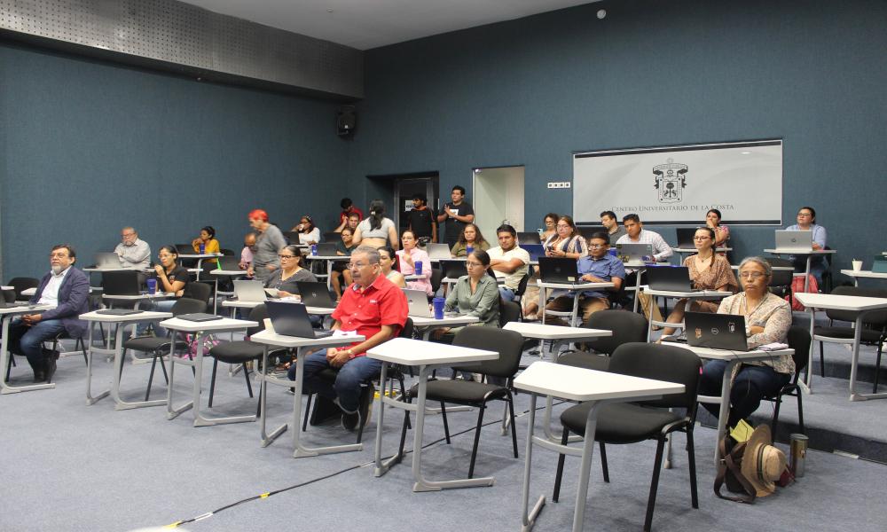 Capacitan a docentes para transformar modelo pedagógico con herramientas de Google