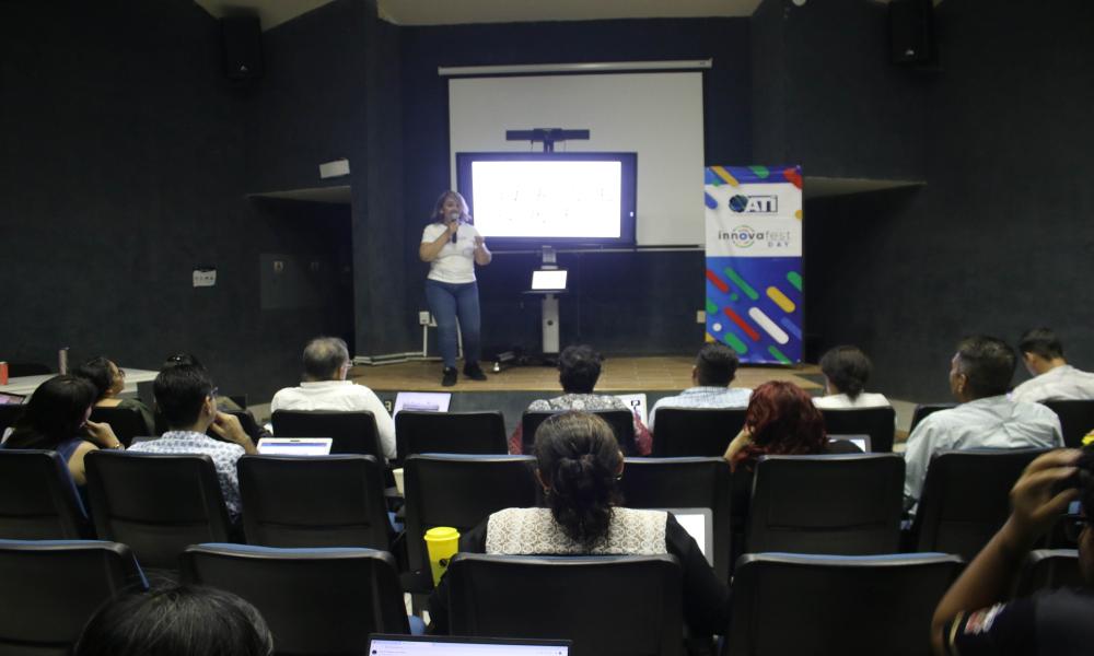 Capacitan a docentes para transformar modelo pedagógico con herramientas de Google