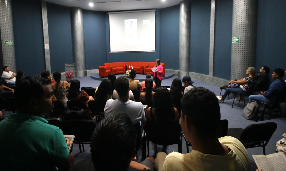 Comparten estudiantes experiencias de intercambios académicos