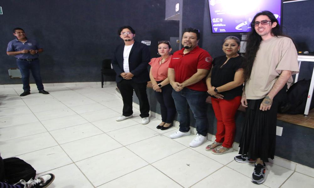 Estudiantes de Ingeniería en Videojuegos impartieron charla “Game Jams”