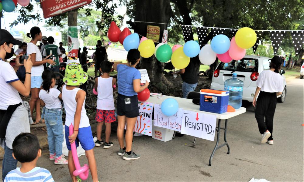 Viven una verdadera fiesta con la Jornada Comunitaria CUCosta en Ixtapa