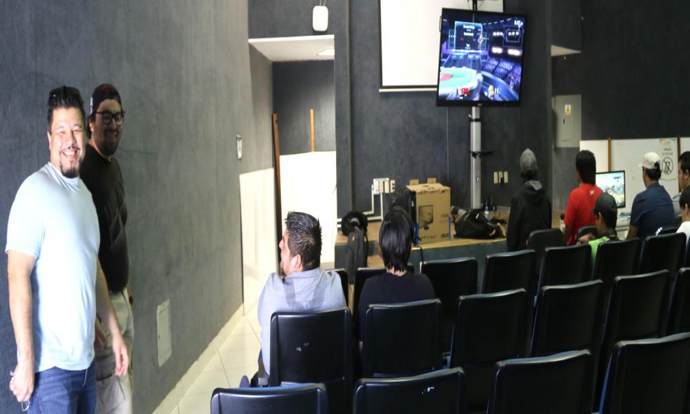 Se realizó “torneo de video-juegos”, a fin de identificar a los talentos CUCosta