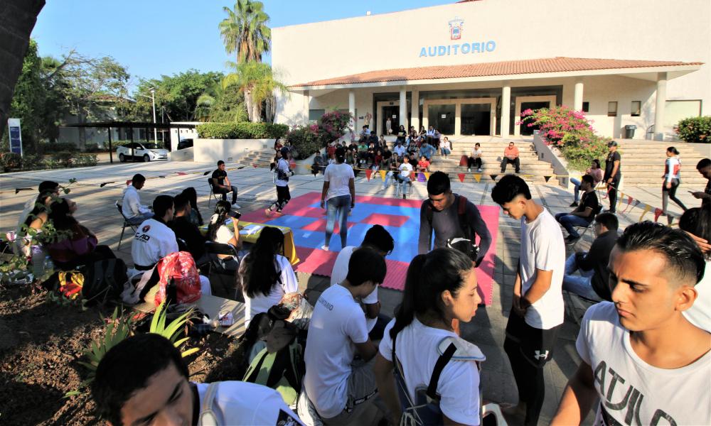 Estudiantes del CUCOsta ofrecen espectacular exhibición de Taekwodon