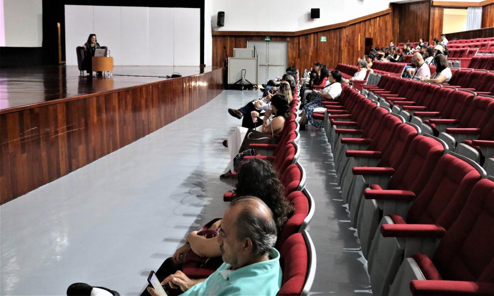 El gobierno es un muro para el feminismo en México Dra. Karen Cordero