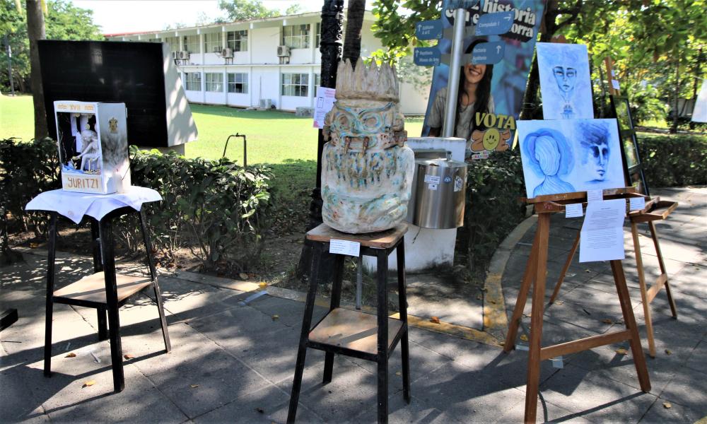 Durante la Segunda Semana de Artes exhiben más de 120 obras en CUCosta