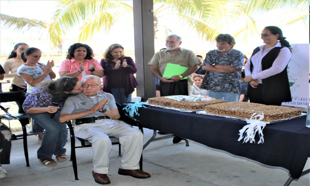 La Comunidad de Biólogos de CUCosta rinde homenaje al Dr. Juan Luis Cifuentes Lemus
