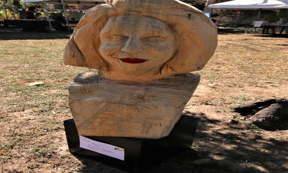 Concluye Simposio Internacional de Escultura en Madera y reconocen a alumnos del CUCosta