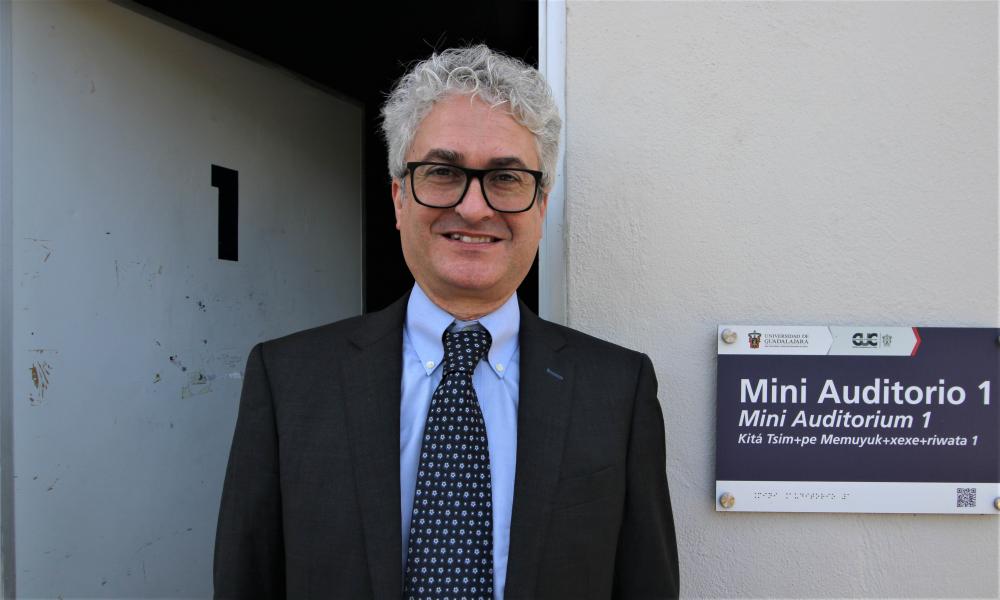 En CUCosta imparte la Cátedra “Ing. Jorge Matute Remus 2023”