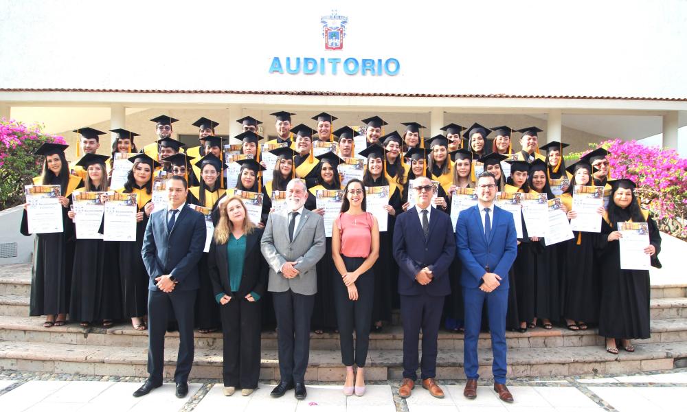 Egresó la XXV Generación de la Lic. Médico Cirujano y Partero “Dra. Clara Eugenia Moreno Ramírez