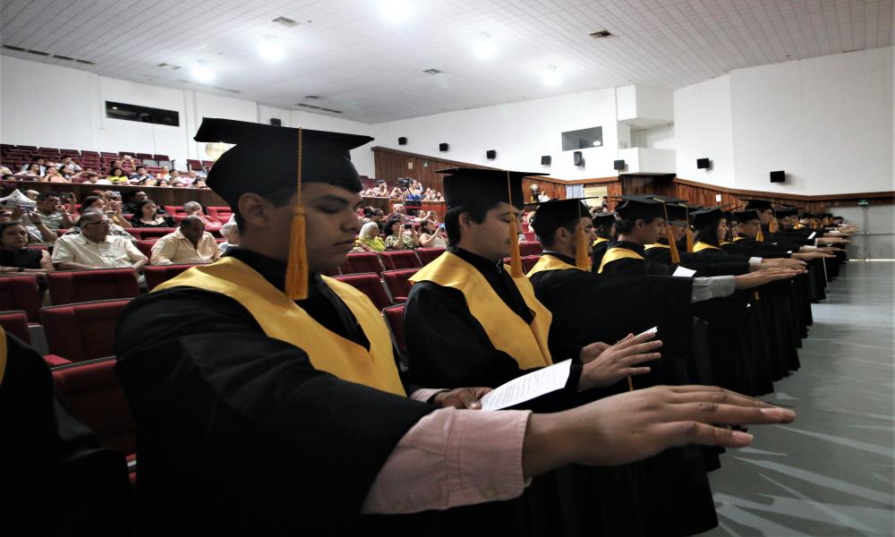 Egresó la XXIV Generación de Lic. en Médico Cirujano y Partero “Dra. Miriam Partida Pérez”