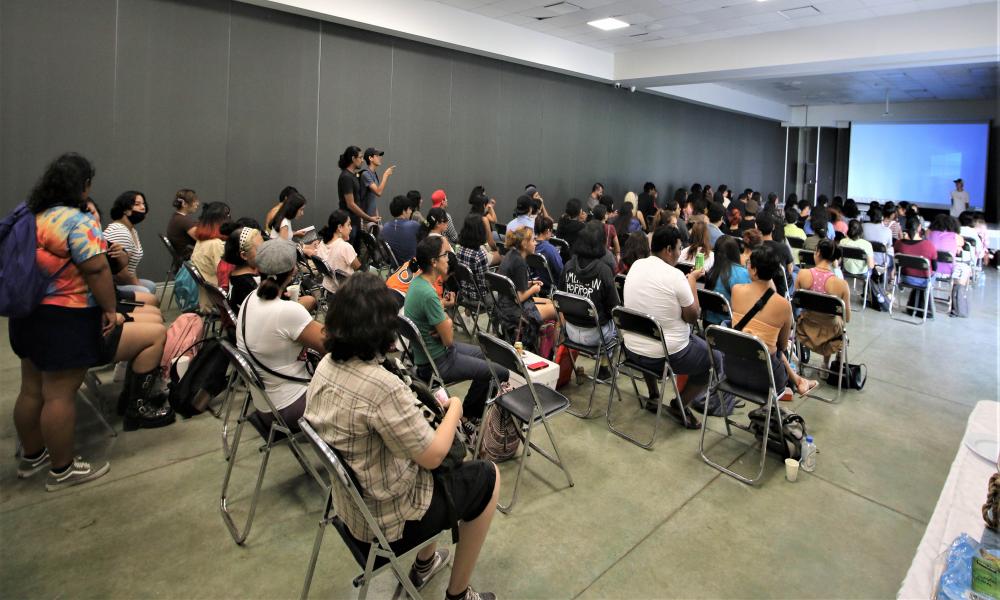 Presentan estudiantes proyectos artísticos en la “Mesa de Diálogo Ciclo 2022”