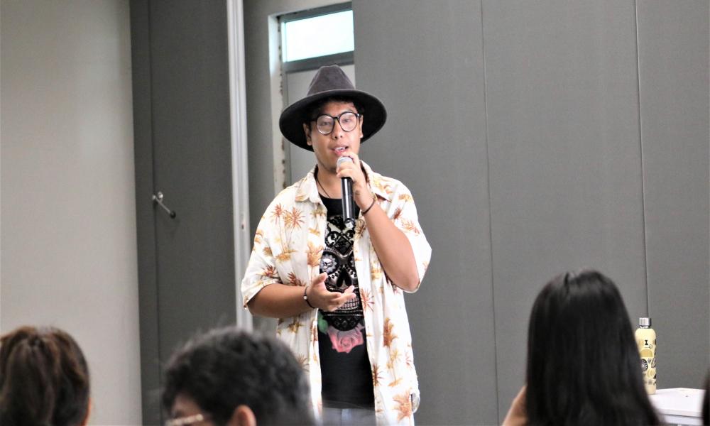 Presentan estudiantes proyectos artísticos en la “Mesa de Diálogo Ciclo 2022”